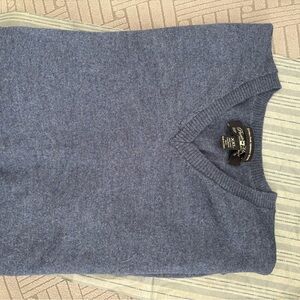 Brooks Brothers men’s Blue V-Neck Sweater xxl